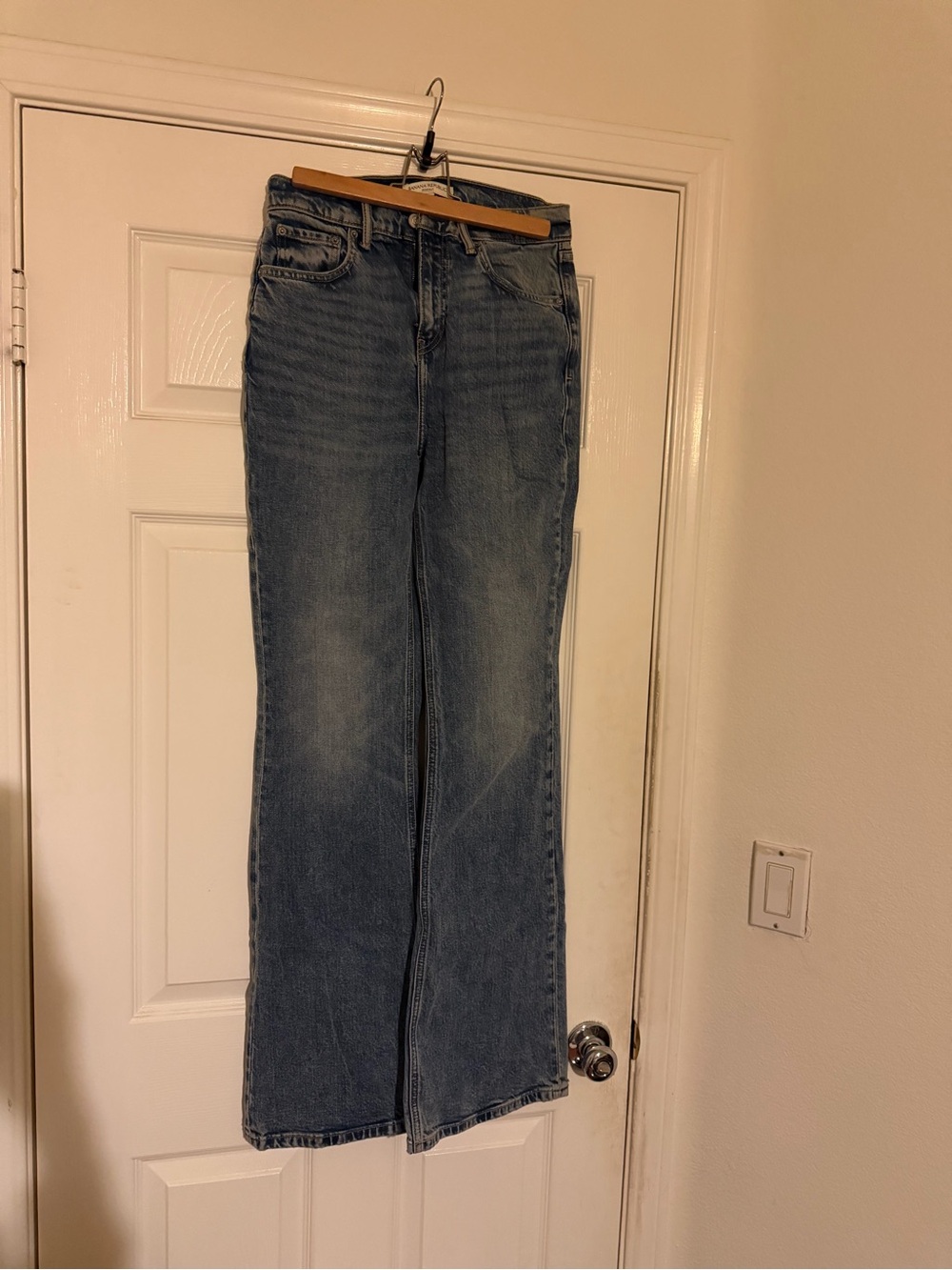 Banana Republic Wide-Leg High-Rise Jeans - Light Blue Wash